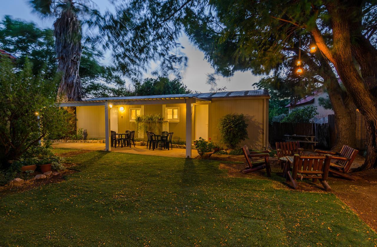 Orna'S Corner Bed & Breakfast Yuval Ngoại thất bức ảnh